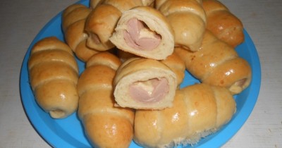  Сосиски и сыр в тесте - пошаговый рецепт приготовления с фото  