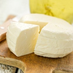 Сыр из кислого молока домашний