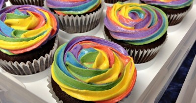  Классические капкейки шоколадные с разным цветным кремом - пошаговый рецепт приготовления с фото  