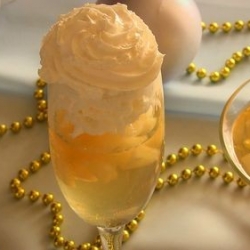 рецепты с шампанским выпечка. jele iz shampanskogo novogodnii desert 1483044699 0 min. рецепты с шампанским выпечка фото. рецепты с шампанским выпечка-jele iz shampanskogo novogodnii desert 1483044699 0 min. картинка рецепты с шампанским выпечка. картинка jele iz shampanskogo novogodnii desert 1483044699 0 min. Шампанское можно не только смаковать из бокала, есть множество замечательных блюд, в которых одним из главных ингредиентов выступает этот популярный игристый напиток. Рассказываем.