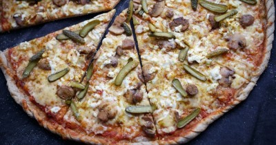 Пицца с адыгейским сыром