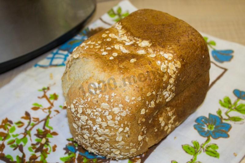 Овсяная мука хлебопечка. Хлеб из овсяной муки в хлебопечке. Овсяный хлеб в хлебопечке. Цвет хлеба с овсяной мукой. Тесто для хлебе из овсяной муки растекается фото.