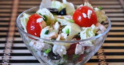 Классический Греческий салат с курицей