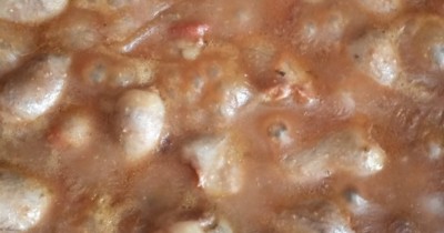 Сердечки куриные в томатном соусе