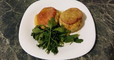 Котлеты  из индейки под шубой в духовке