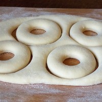 как приготовить хрустящее тестодля пончиков как приготовить хрустящее тестодля пончиков