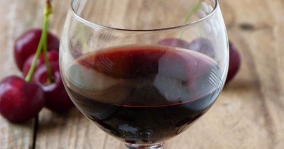 Домашнее вино из вишни без косточек