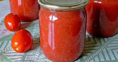 томатный сок без уксуса с гвоздикой на зиму