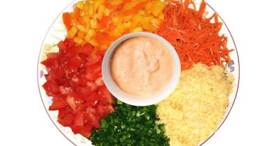 Салат Козел в огороде с сыром