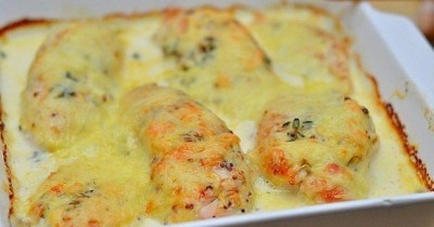 Куриное филе в соусе из горчицы сливок и чеснока