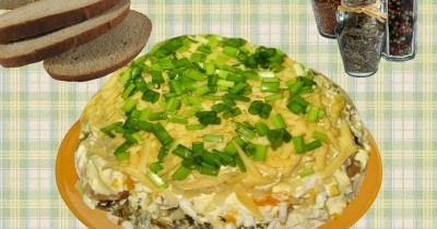 Салат Красавица с грибами