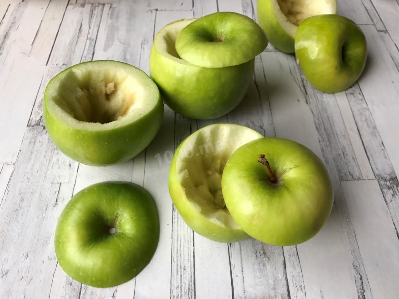 Яблоки в мультиварке