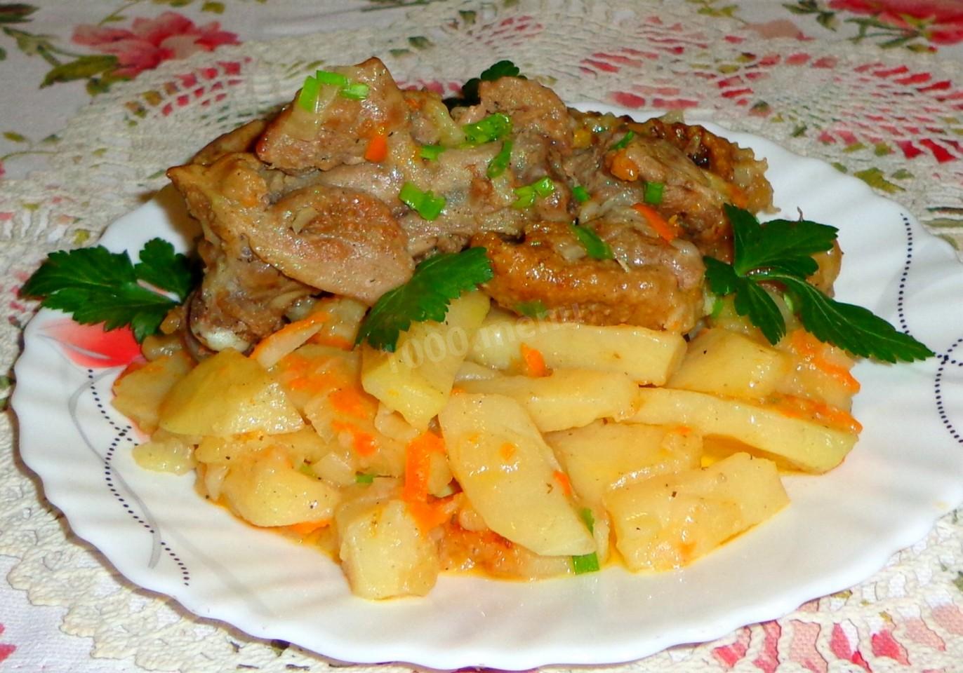 Картофель тушеный с мясом