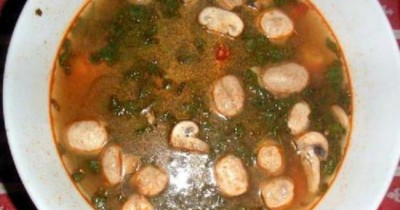 Суп из морепродуктов и шампиньонов
