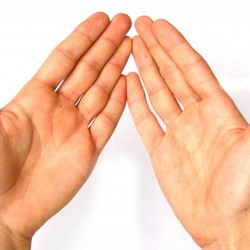 Чтобы убрать неприятный запах с рук