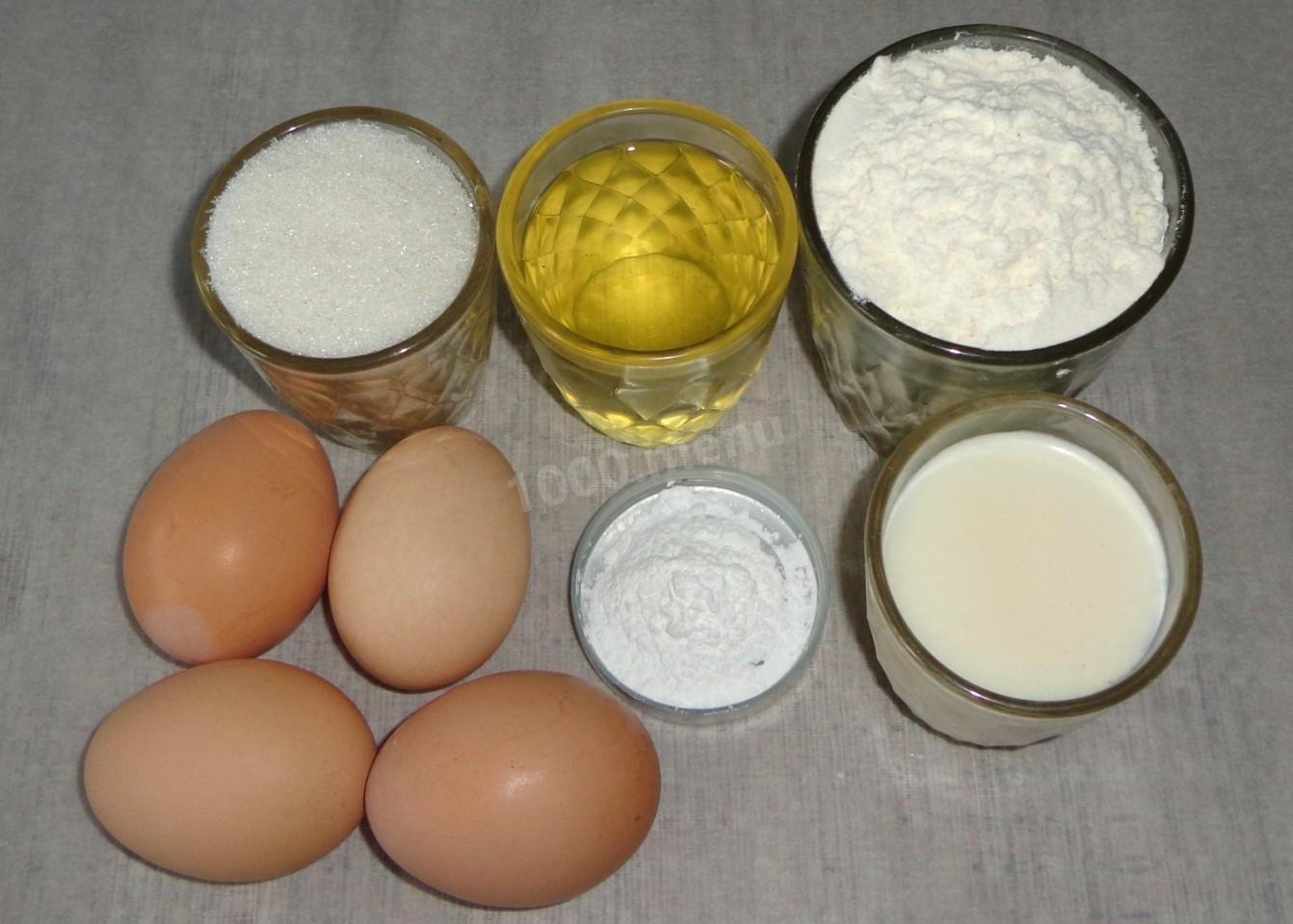 Тесто из муки сахара яиц. Мука яйца масло. Молоко и яйца. Мука яйца сахар молоко масло. Яйца молоко мука.