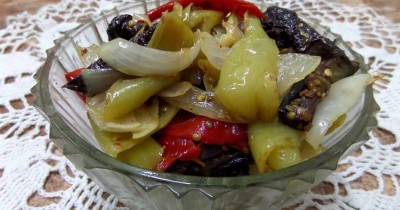 Салат из сушеных баклажан и болгарского перца