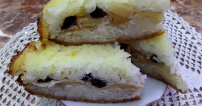 Рисовая запеканка с яблоками и изюмом