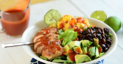 Салат мексиканский с курицей