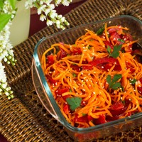Салат с болгарским перцем и корейской морковью