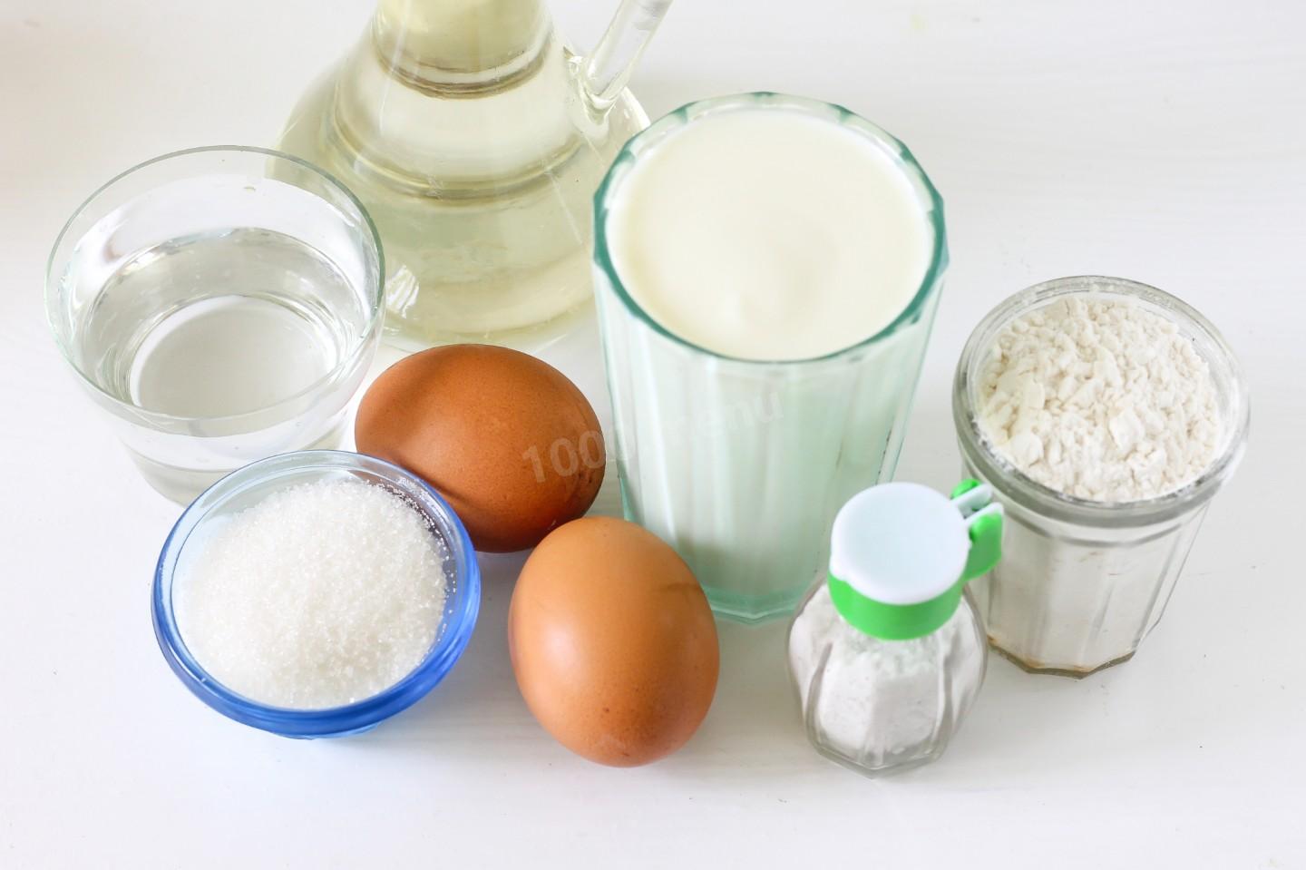 Рецепт яйца кефир сахар. Ингредиенты для блинов на кефире. Кефир и мука. Кефир яйцо растительное масло сахар. Кефирный продукт, термизированный,.