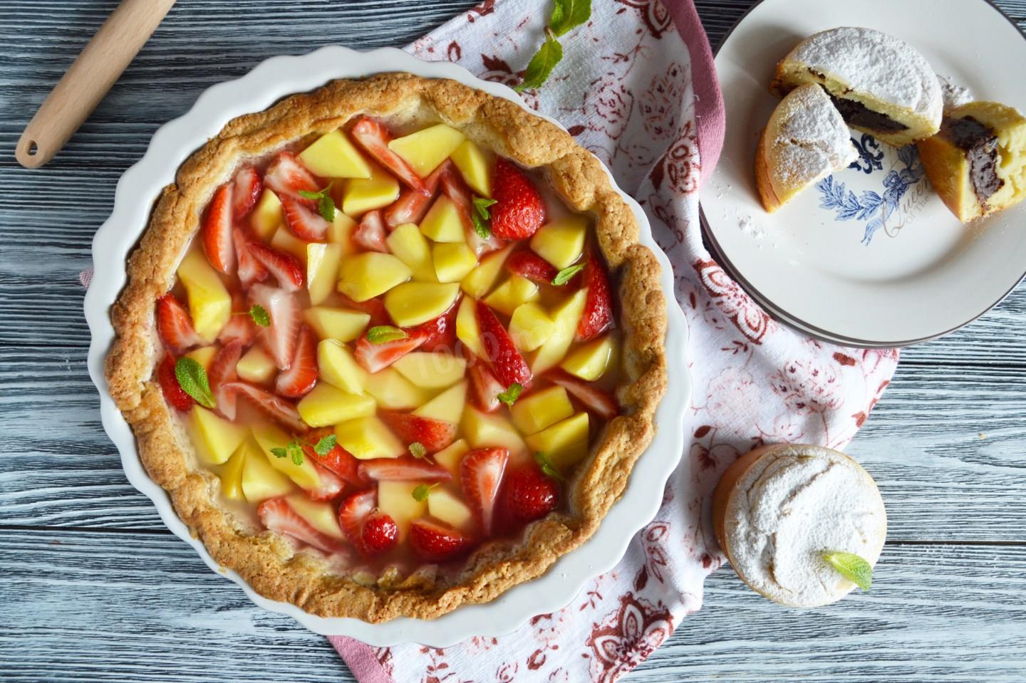 Песочный пирог с желе фруктами и ягодами рецепт с фото пошагово и. 1000.men...