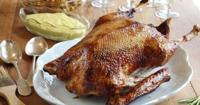 Утка фаршированная гречкой