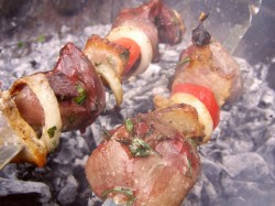 куриная печень шашлык на мангале рецепт. recept shashlyka iz kurinoi pecheni 1529578985 9 min. куриная печень шашлык на мангале рецепт фото. куриная печень шашлык на мангале рецепт-recept shashlyka iz kurinoi pecheni 1529578985 9 min. картинка куриная печень шашлык на мангале рецепт. картинка recept shashlyka iz kurinoi pecheni 1529578985 9 min. 1. В печень добавить масло и специи Forester.