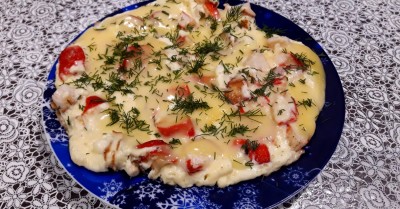 Омлет с сыром и крабовыми палочками