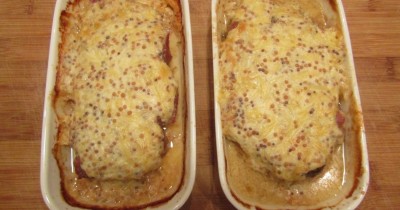 Отбивные из свинины в духовке в сметанной заливке с горчице