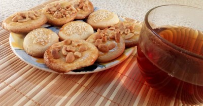 Песочное печенье с арахисом на новый год