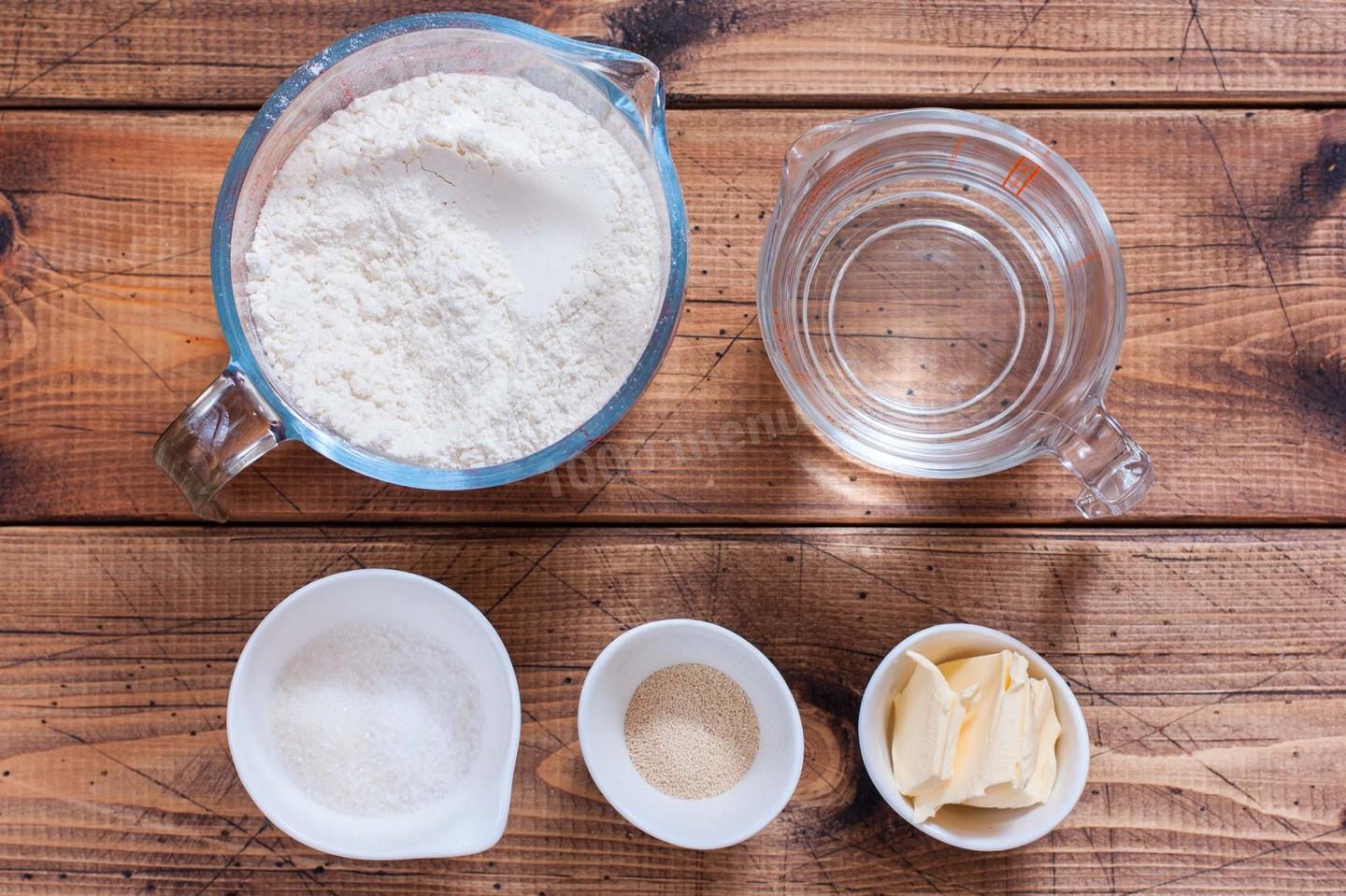 Мука сахар соль вода рецепт. Ингредиенты для хлеба. Ингредиенты для хлебобулочных изделий. Сырье для хлеба. Основное сырье для хлебобулочных изделий.