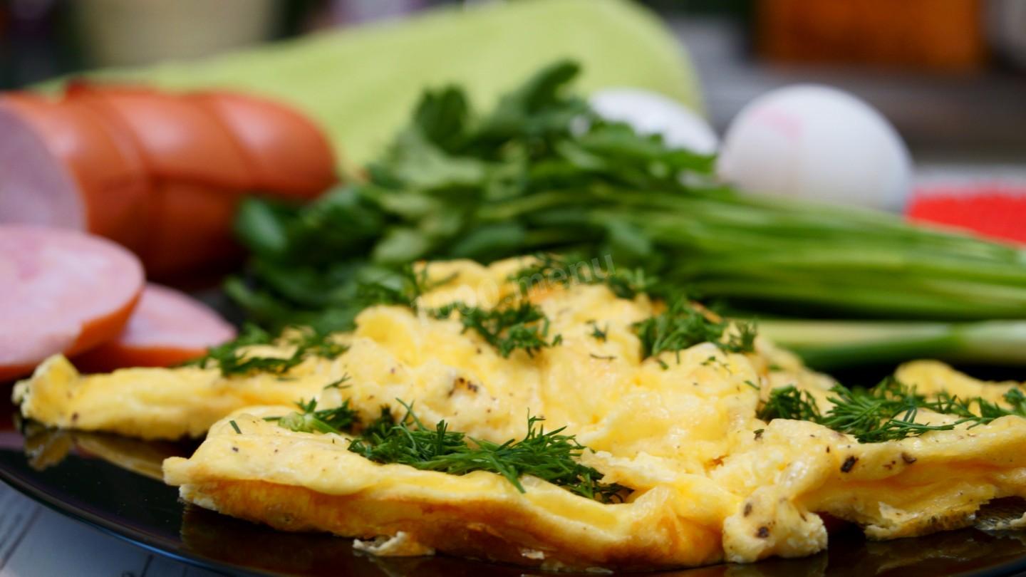 Зеленый омлет с сыром – рецепт пошаговый с фото