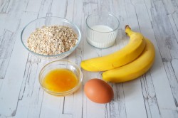 овсяное печенье с овсянкой и бананом. ovsyanoe pechene s bananom 1548618428 1 min. овсяное печенье с овсянкой и бананом фото. овсяное печенье с овсянкой и бананом-ovsyanoe pechene s bananom 1548618428 1 min. картинка овсяное печенье с овсянкой и бананом. картинка ovsyanoe pechene s bananom 1548618428 1 min. Ну кто не любит печенье? Это отличный перекус, особенно в тандеме с йогуртом, и лучшая компания для чашечки чая! Но по разным причинам иногда приходится отказываться от сладенького. Кто-то борется с лишними килограммами, кто-то соблюдает пост, а у кого-то проблемы с пищеварением из-за употребления мучного. Но сегодняшние рецепты, я уверена, станут для вас настоящей находкой.