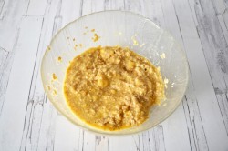 овсяное печенье с овсянкой и бананом. ovsyanoe pechene s bananom 1548618428 7 min. овсяное печенье с овсянкой и бананом фото. овсяное печенье с овсянкой и бананом-ovsyanoe pechene s bananom 1548618428 7 min. картинка овсяное печенье с овсянкой и бананом. картинка ovsyanoe pechene s bananom 1548618428 7 min. Ну кто не любит печенье? Это отличный перекус, особенно в тандеме с йогуртом, и лучшая компания для чашечки чая! Но по разным причинам иногда приходится отказываться от сладенького. Кто-то борется с лишними килограммами, кто-то соблюдает пост, а у кого-то проблемы с пищеварением из-за употребления мучного. Но сегодняшние рецепты, я уверена, станут для вас настоящей находкой.