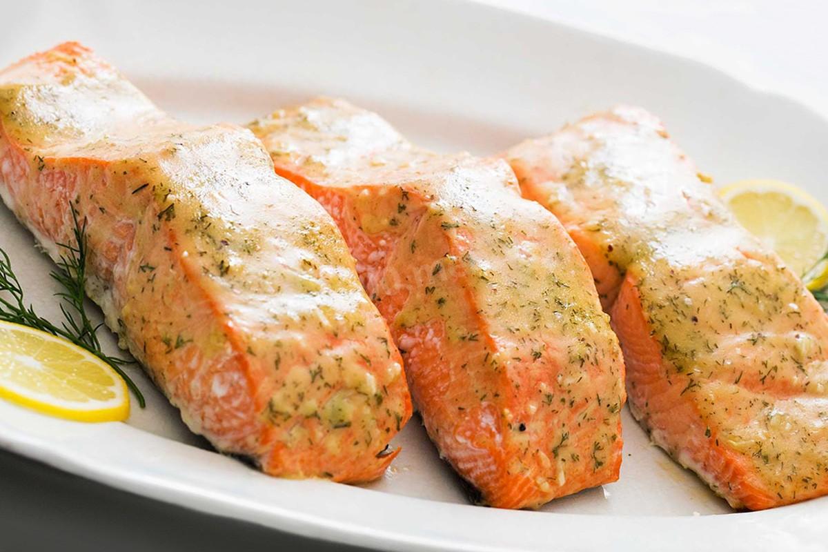 Как вкусно приготовить лосось в духовке: 5 простых рецептов