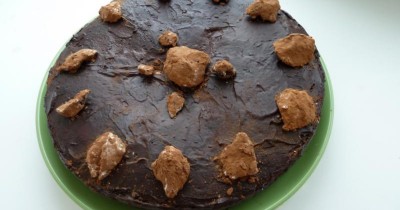 Торт трюфель с горьким шоколадом и сливками