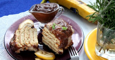 Шоколадно-банановый торт со сливками
