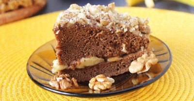 Шоколадно-банановый торт со сливками
