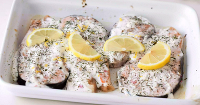 Стейки форели в сливках в духовке