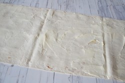 лаваш с крабовыми палочками и яйцом и плавленным сыром пошаговый рецепт. ruletiki iz lavasha s krabovymi palochkami 1554049065 6 min. лаваш с крабовыми палочками и яйцом и плавленным сыром пошаговый рецепт фото. лаваш с крабовыми палочками и яйцом и плавленным сыром пошаговый рецепт-ruletiki iz lavasha s krabovymi palochkami 1554049065 6 min. картинка лаваш с крабовыми палочками и яйцом и плавленным сыром пошаговый рецепт. картинка ruletiki iz lavasha s krabovymi palochkami 1554049065 6 min. Красивый, оригинальный, без майонеза, праздник каждый день! Рулет из лаваша с крабовыми палочками не только эффектно выглядит, он еще и очень вкусный! Обычно такие рулеты промазывают майонезом, в этом же рецепте для начинки используются два вида сыра. Эти пестрые рулетики украсят стол в будни и на праздники!
