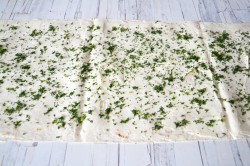 лаваш с крабовыми палочками и яйцом и плавленным сыром пошаговый рецепт. ruletiki iz lavasha s krabovymi palochkami 1554049065 7 min. лаваш с крабовыми палочками и яйцом и плавленным сыром пошаговый рецепт фото. лаваш с крабовыми палочками и яйцом и плавленным сыром пошаговый рецепт-ruletiki iz lavasha s krabovymi palochkami 1554049065 7 min. картинка лаваш с крабовыми палочками и яйцом и плавленным сыром пошаговый рецепт. картинка ruletiki iz lavasha s krabovymi palochkami 1554049065 7 min. Красивый, оригинальный, без майонеза, праздник каждый день! Рулет из лаваша с крабовыми палочками не только эффектно выглядит, он еще и очень вкусный! Обычно такие рулеты промазывают майонезом, в этом же рецепте для начинки используются два вида сыра. Эти пестрые рулетики украсят стол в будни и на праздники!