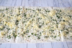 лаваш с крабовыми палочками и яйцом и плавленным сыром пошаговый рецепт. ruletiki iz lavasha s krabovymi palochkami 1554049065 8 min. лаваш с крабовыми палочками и яйцом и плавленным сыром пошаговый рецепт фото. лаваш с крабовыми палочками и яйцом и плавленным сыром пошаговый рецепт-ruletiki iz lavasha s krabovymi palochkami 1554049065 8 min. картинка лаваш с крабовыми палочками и яйцом и плавленным сыром пошаговый рецепт. картинка ruletiki iz lavasha s krabovymi palochkami 1554049065 8 min. Красивый, оригинальный, без майонеза, праздник каждый день! Рулет из лаваша с крабовыми палочками не только эффектно выглядит, он еще и очень вкусный! Обычно такие рулеты промазывают майонезом, в этом же рецепте для начинки используются два вида сыра. Эти пестрые рулетики украсят стол в будни и на праздники!