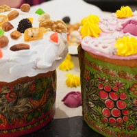 Простой рецепт для пасхи. pasxalnyi kulich na prazdnichnyi stol 1554192957 19 min. Простой рецепт для пасхи фото. Простой рецепт для пасхи-pasxalnyi kulich na prazdnichnyi stol 1554192957 19 min. картинка Простой рецепт для пасхи. картинка pasxalnyi kulich na prazdnichnyi stol 1554192957 19 min. Традиционное пасхальное угощение из творожной массы. Десерт готовится просто, быстро и не требует выпечки. Мы подобрали 10 рецептов вкусной творожной пасхи, чтобы вы смогли разнообразить свое праздничное меню.