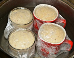 Колбаса в чашке рецепт. varenaya kolbasa v krujke domashnyaya 1556794429 2 min. Колбаса в чашке рецепт фото. Колбаса в чашке рецепт-varenaya kolbasa v krujke domashnyaya 1556794429 2 min. картинка Колбаса в чашке рецепт. картинка varenaya kolbasa v krujke domashnyaya 1556794429 2 min. Самый простой и быстрый вариант из доступных продуктов. Колбасу любят все: и взрослые, и дети! Но состав магазинной колбасы оставляет желать лучшего, порой там можно встретить всю таблицу Менделеева. Мысль приготовить колбасу дома кажется Вам не реальной из-за трудоемкости процесса, а слово "Кишки" вызывает отвращение? Тогда рецепт вареной колбасы в кружке для Вас! Приготовить такую колбасу проще, чем пожарить котлеты. Состав на 100 процентов натуральный. Такую колбасу можно предложить даже детям.