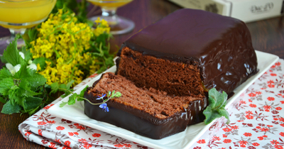 Шоколадный кекс на белках с шоколадной глазурью