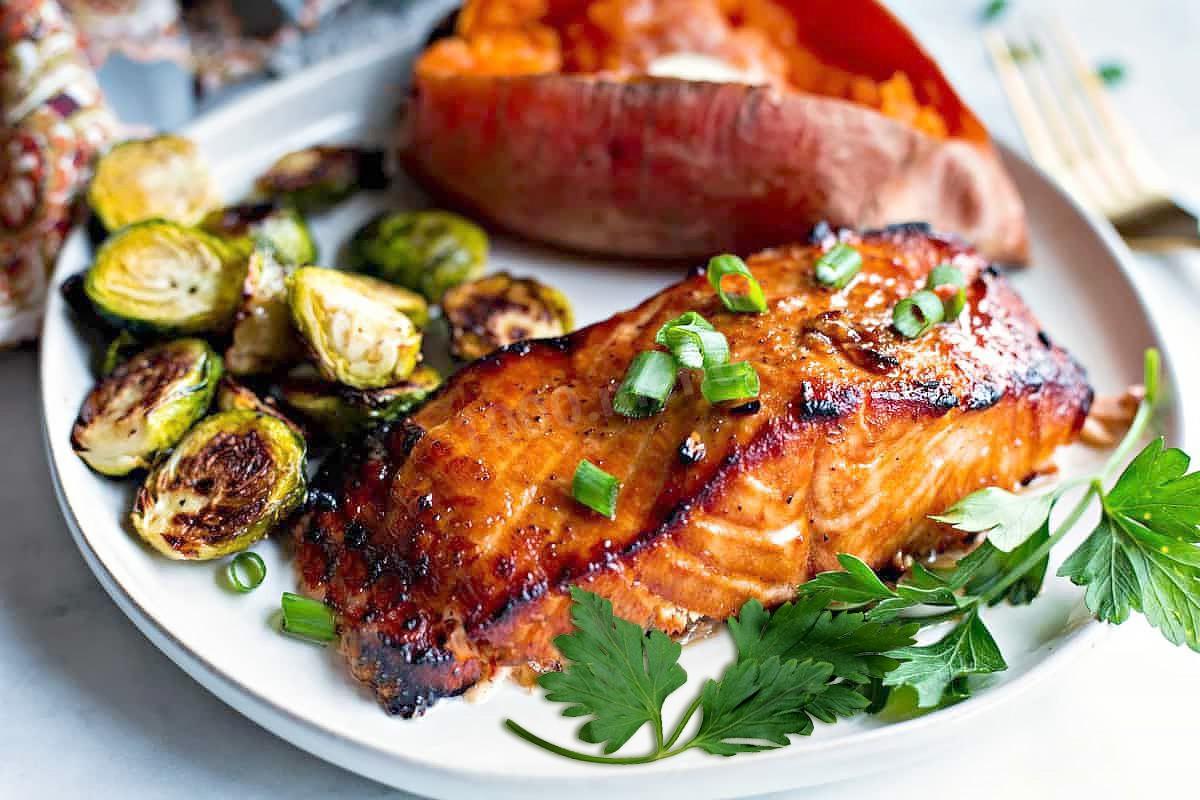 Как приготовить вкусный лосось: лучшие рецепты и советы