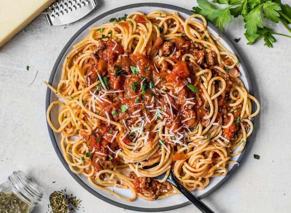 Как приготовить вкусные спагетти: пять простых рецептов