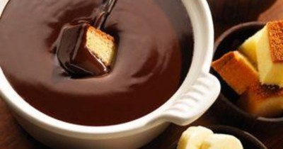 Шоколадное фондю с темным шоколадом