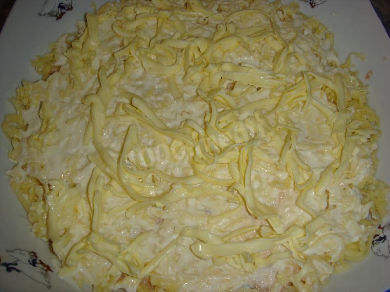 Салаты со сливочным маслом рецепты. Салат Butter. Тесто слоями с сыром как называется. Как приготовить салат с сардиной с сыром твердым сыром.
